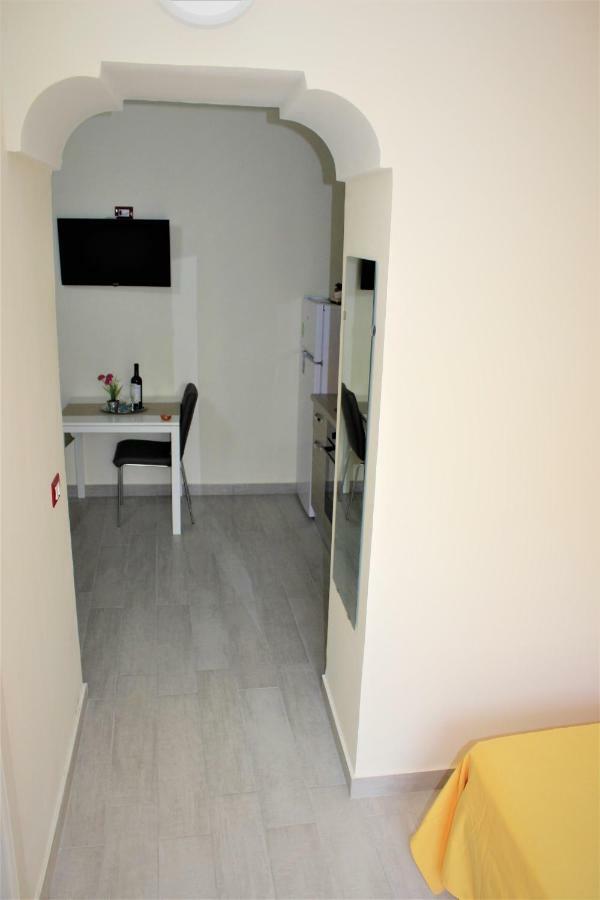 Stellanova Villa Naples Luaran gambar